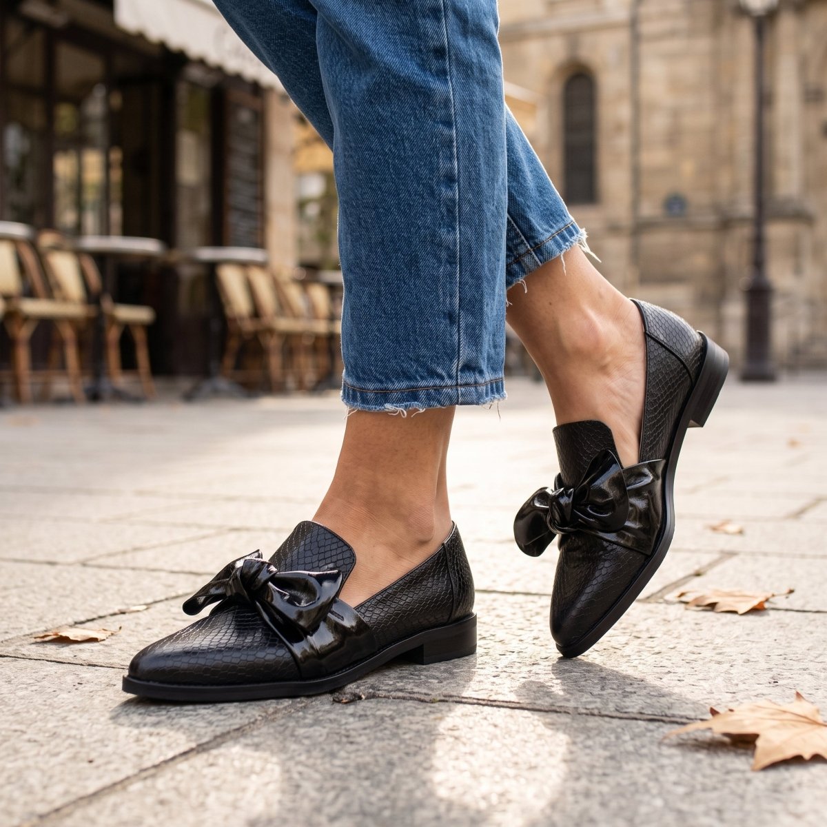 Pointed Toe Bow Detail Slip-On Loafers