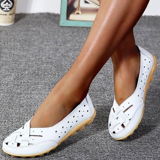 White Round-Toe Ballet Flats for All-Day Wear