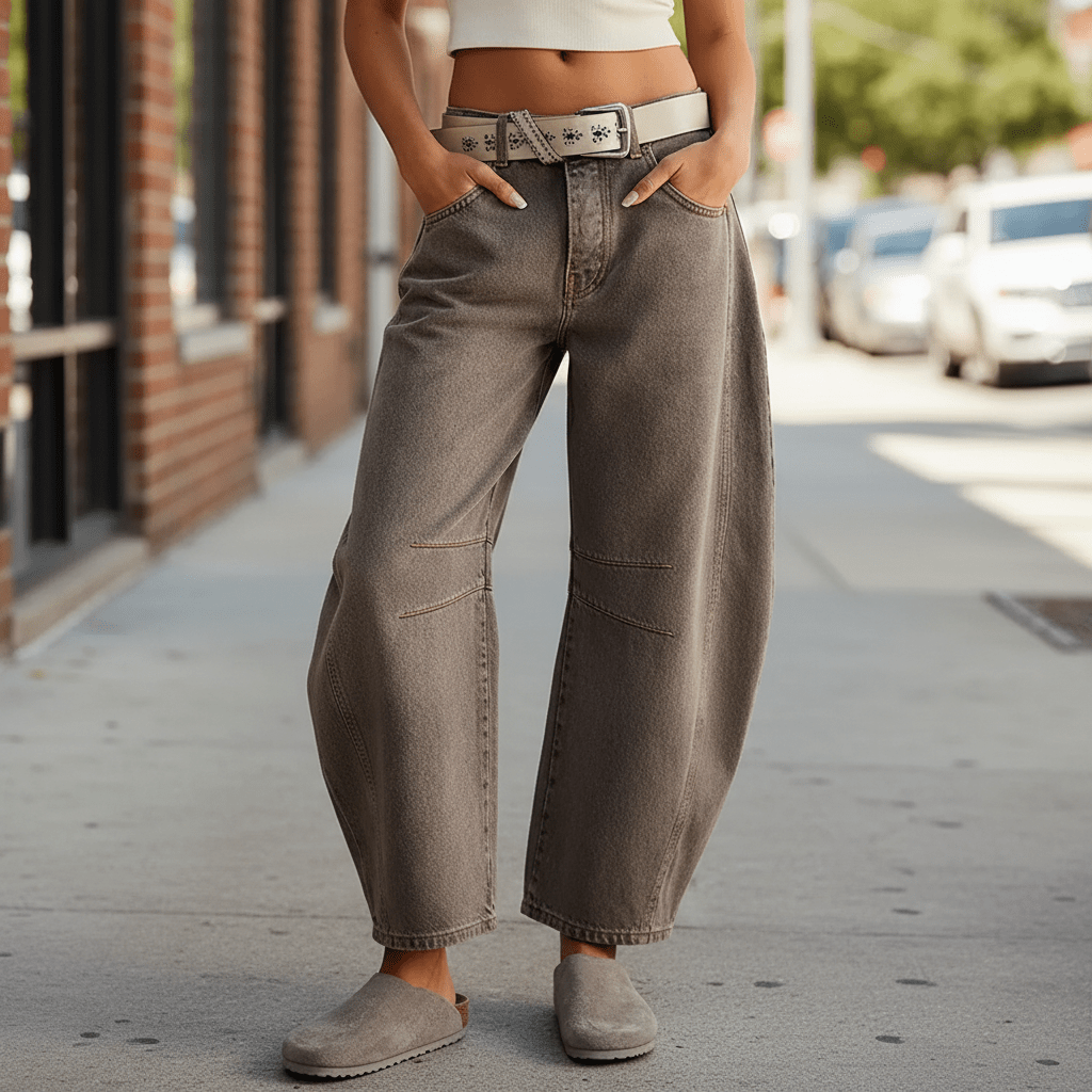 Lockere Hose mit weitem Bein