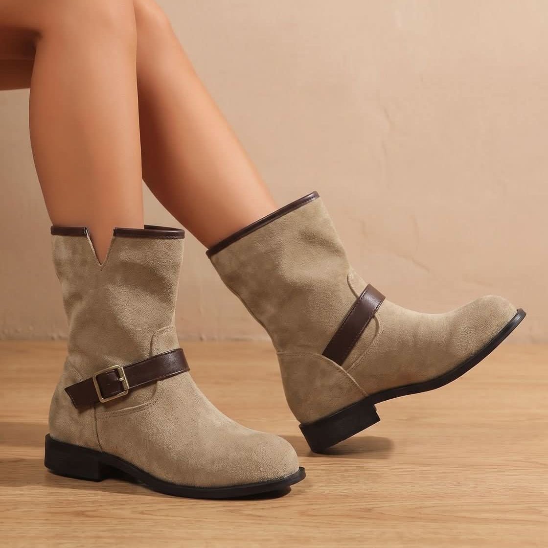 Western-Stiefeletten mit Schnalle