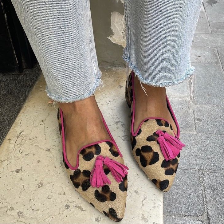 Chic Tassel Animal Print Ballet Flats