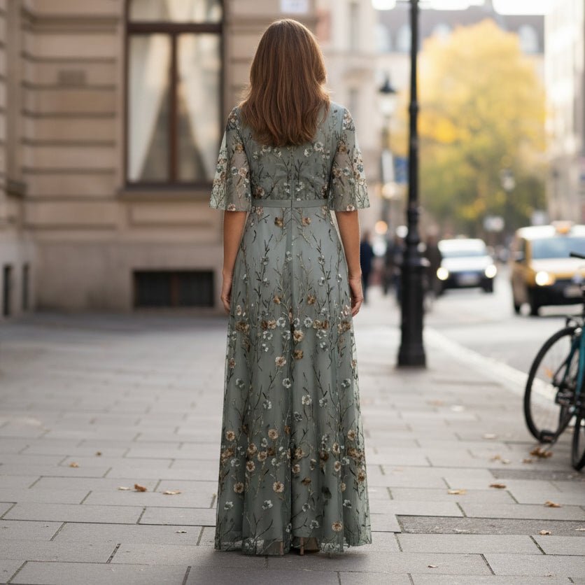 Maxikleid mit Blumenmuster
