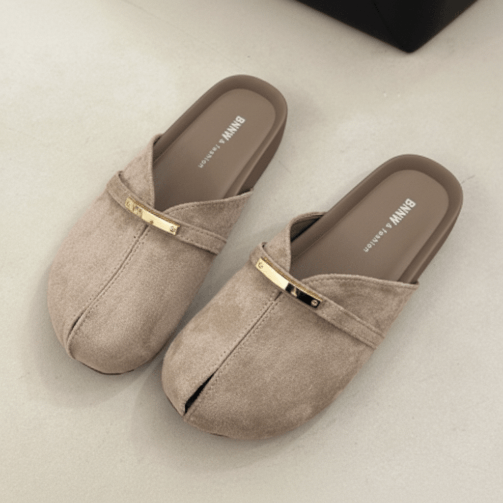 Mules slip on metálicos con hebilla