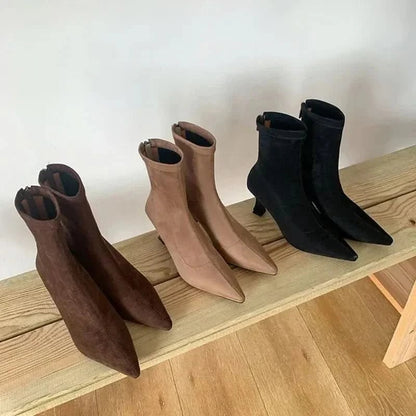 Spitz zulaufende Stiletto-Ankle-Boots