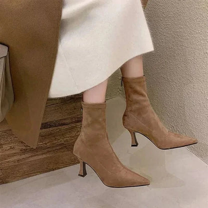 Spitz zulaufende Stiletto-Ankle-Boots
