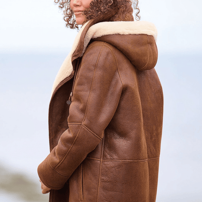 Lyra coat, side and hood view