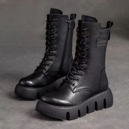 Plateau-Stiefel für einen ausdrucksstarken Alltagsstil