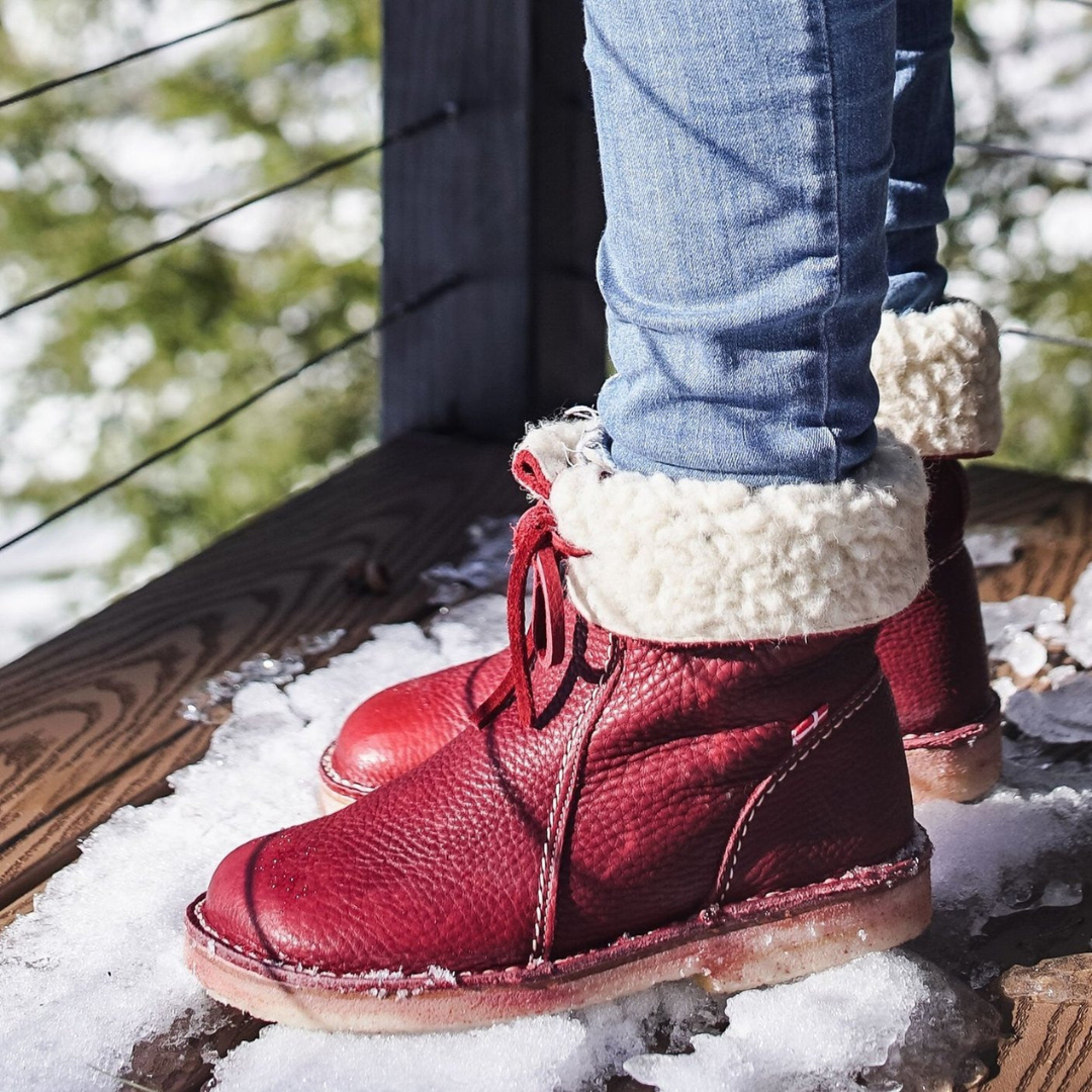 Blair | Winterstiefel für Damen in mittlerer Schafthöhe mit Schnürung hinten